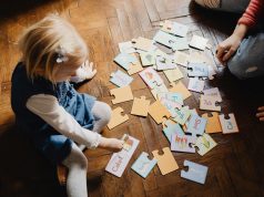 The Power of a Growth Mindset: Nurturing Resilience in Early Childhood kids playing puzzles