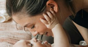 Nurturing Interaction with Caregivers: The Foundation for Healthy Development in Toddlers (0-12 months) baby mom